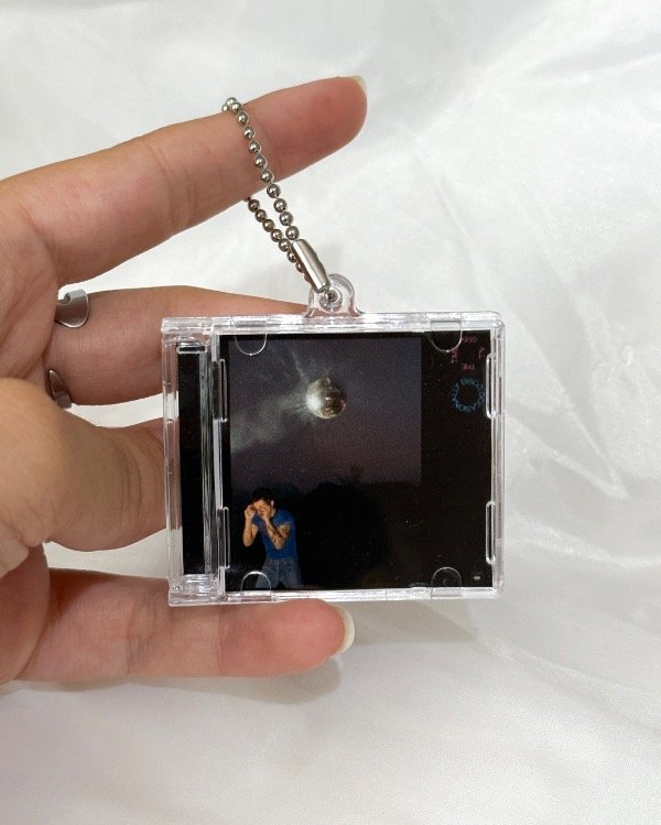 Producto - Llavero Mini CD KISS ALL THE TIME, DISCO, OCCASIONALLY con NFC - Harry Styles