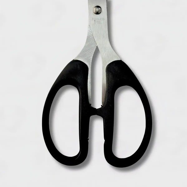 Producto - Tijera Olami 21 cm TIJ102 - 1