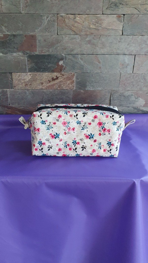 Producto - Cartuchera Rectangular Espejo Flores Blanca
