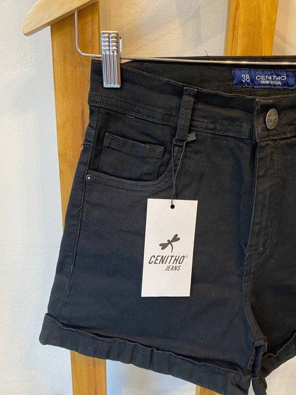 Producto - Short Cenitho