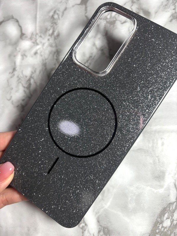 Producto - Case MagSafe brillantina A36-56