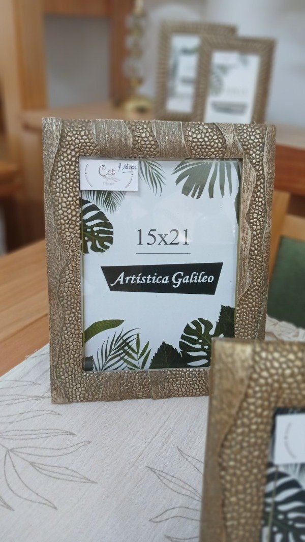 Producto - Porta retrato dorado