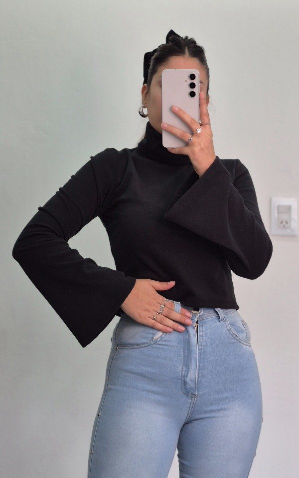Producto - Sueter Cin negro
