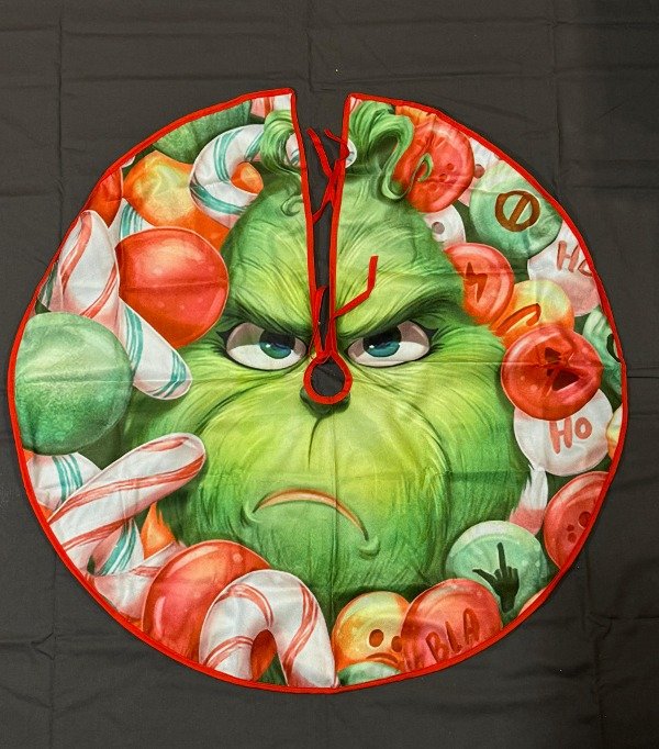 Producto - Pie de árbol del Grinch (Efectivo: 27.920)
