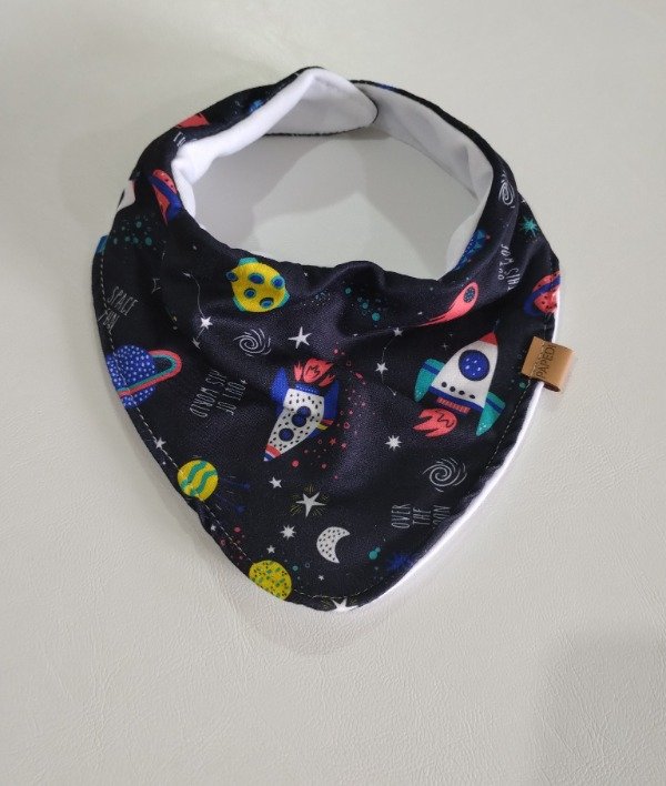 Producto - Babero reversible Espacio Lunar