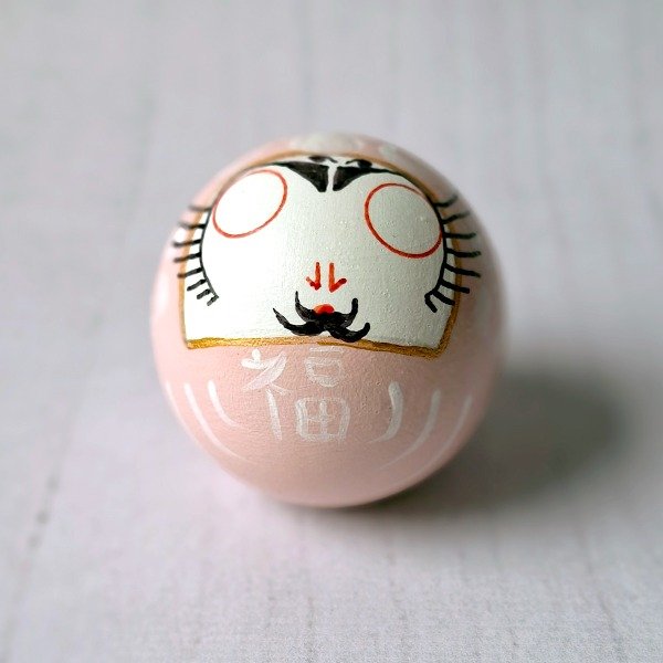 Producto - Daruma Rosa