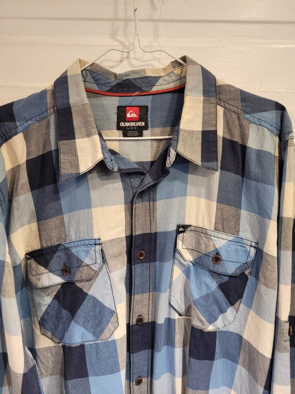 Producto - Camisa QUIKSILVER cuadrille azul y blanca- Talle  L- PRECIO: 40X - 1