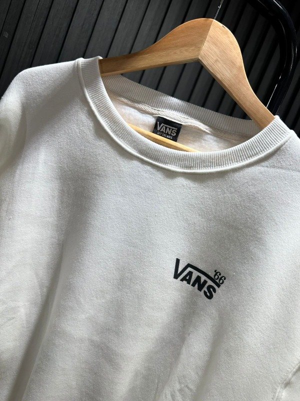 Producto - Buzo cuello redondo frisa VANS 66