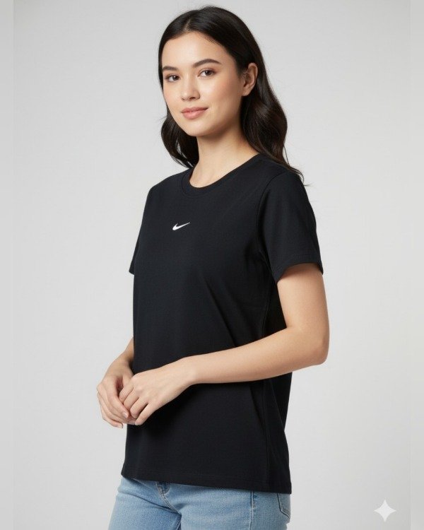 Producto - REMERA ALGODON CON ESTAMPA MUJER / Negro Nike