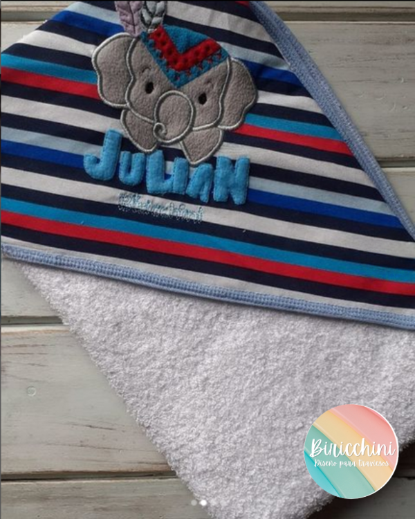 Producto - Toallón con capucha --  Personalizado  y Bordado -- PRODUCTO A PEDIDO