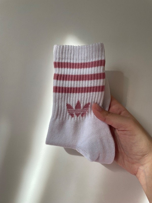 Producto - Tenis adulto Adidas blancas lineas rosa viejo