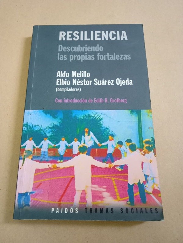 Producto - Resiliencia - Aldo Melillo / Elbio Néstor Suárez Ojeda - Paidós 2001 - 0