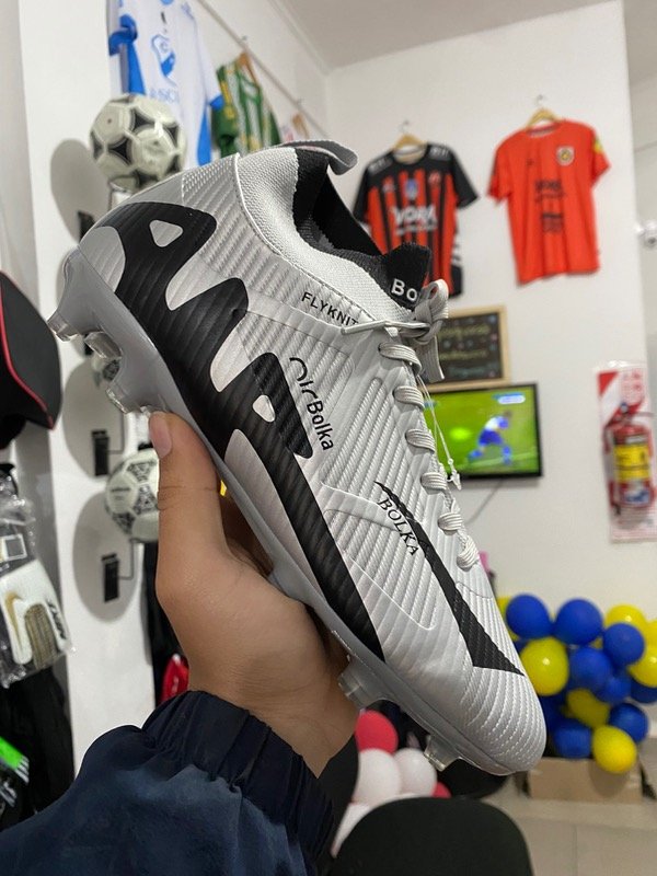 Producto - Botines Bolka Gris
