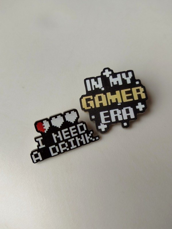 Producto - PINS GAMER ERA (Acrilico)