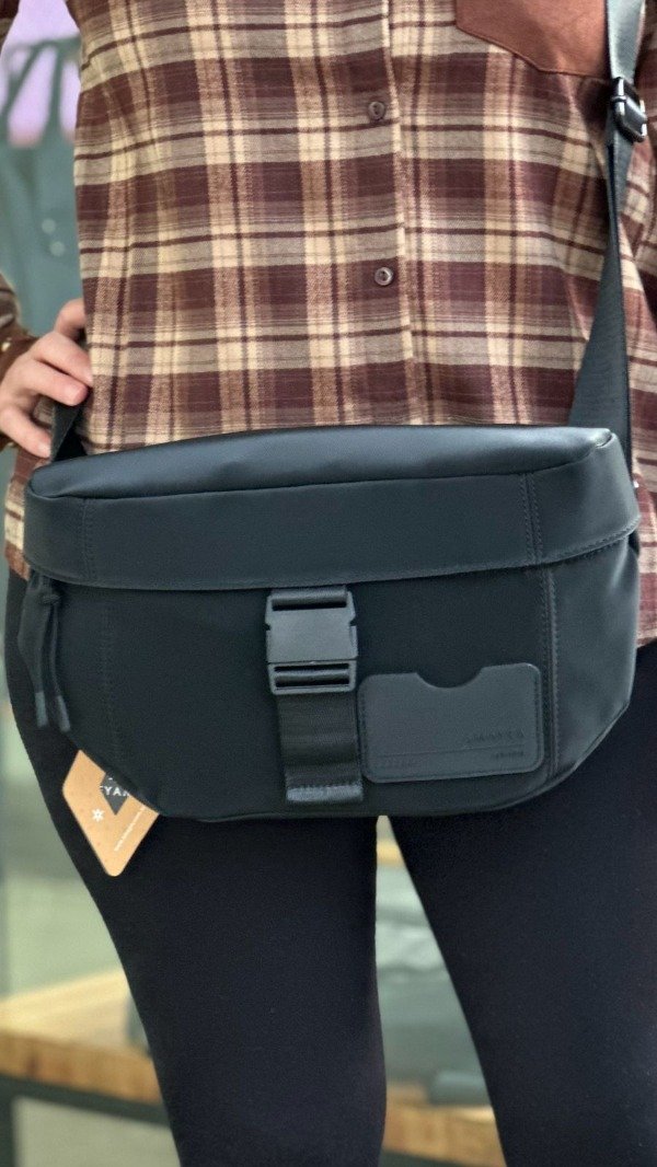 Producto - Morral-Riñonera Amayra Negra