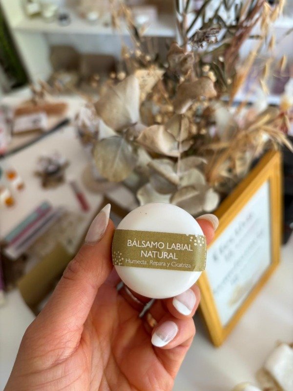 Producto - Bálsamos Labiales con color o sin color - 1