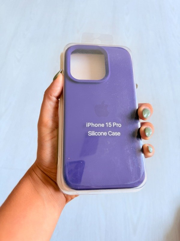 Producto - Silicone Case Violeta Iphone 15 Pro