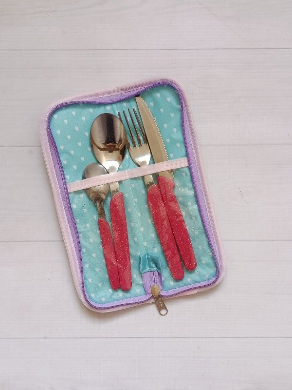 Producto - Estuche Cleo margaritas - 1