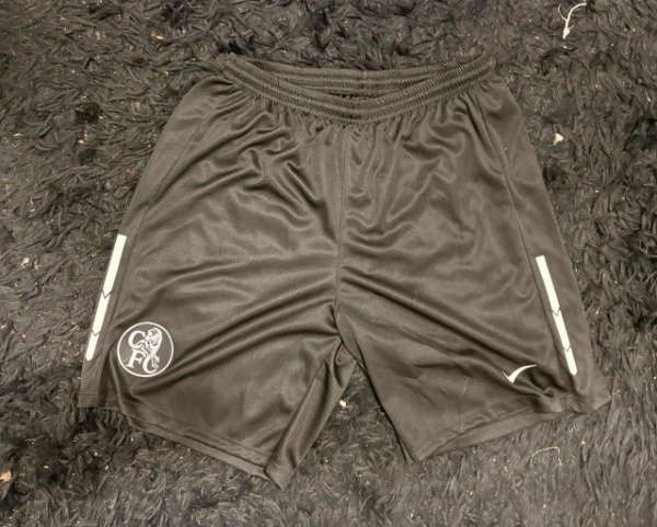 Producto - SHORT CHELSEA NEGRO Y ESCUDO NEGRO