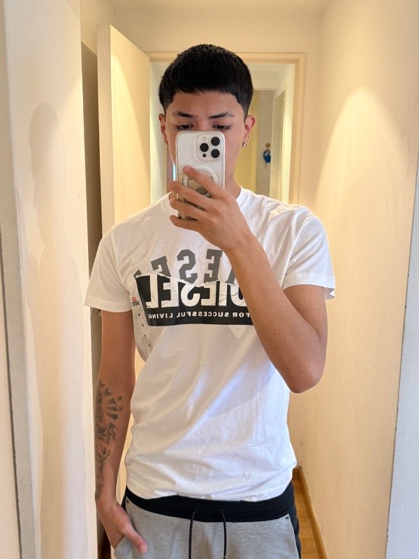 Producto - REMERA D1ESEL TALE L