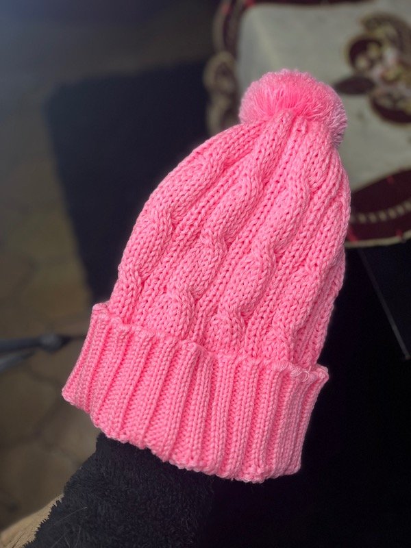 Producto - Gorro pompon fucsia
