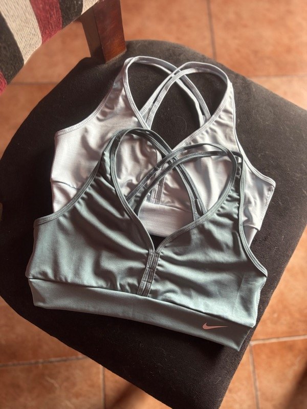 Producto - Top Nike 2 - 1