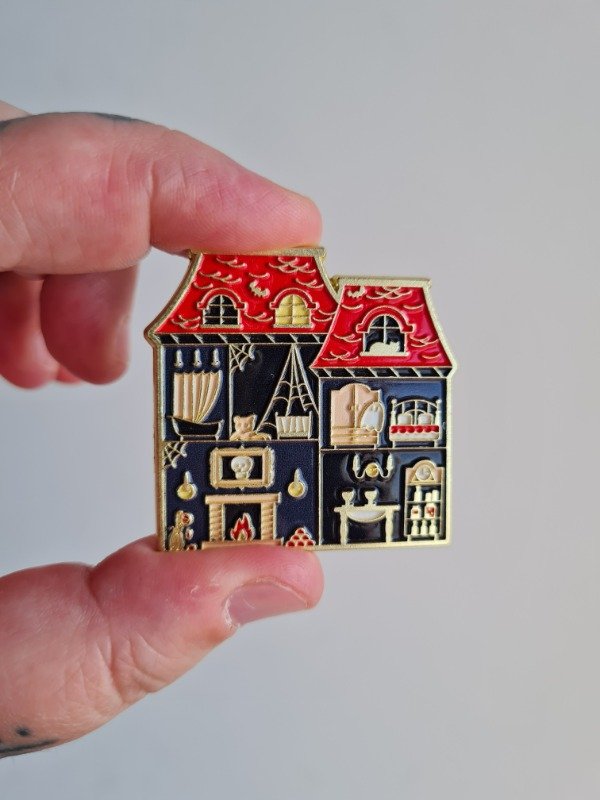 Producto - Pin Casita Gotica