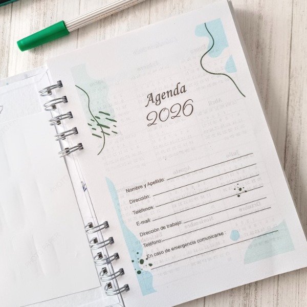 Producto - Agenda semanal  2026 Clásica. Tapa a elección