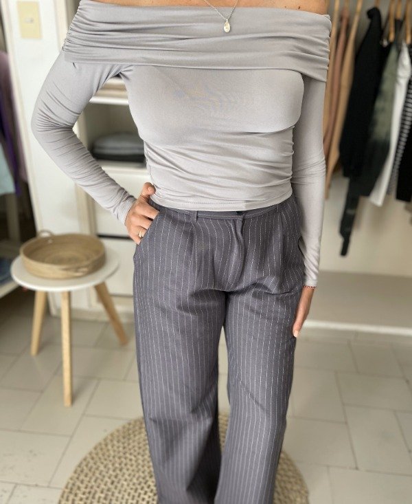 Producto - Remera manga larga OFF SHOULDER