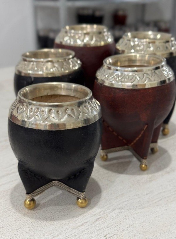 Producto - TORPEDO DE ALPACA Virola cincelada base de alpaca con bolitas.