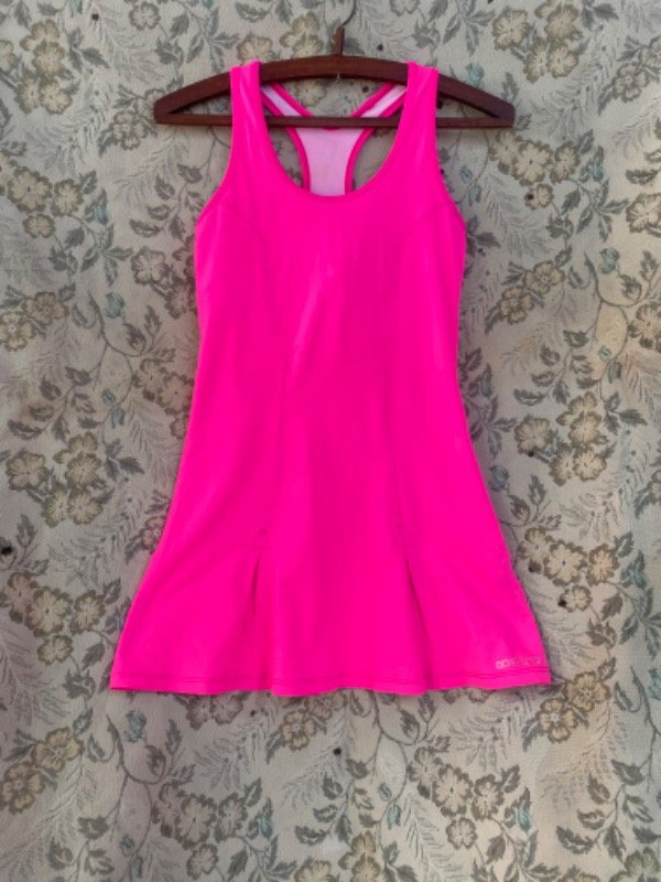 Vestido fucsia