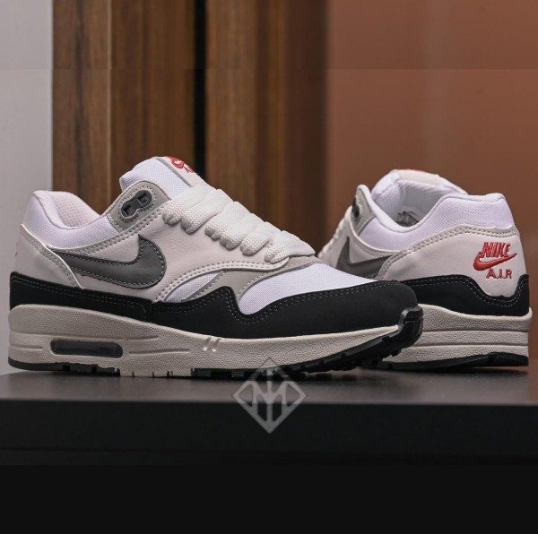 Producto - Nike Air Max 1 White Black