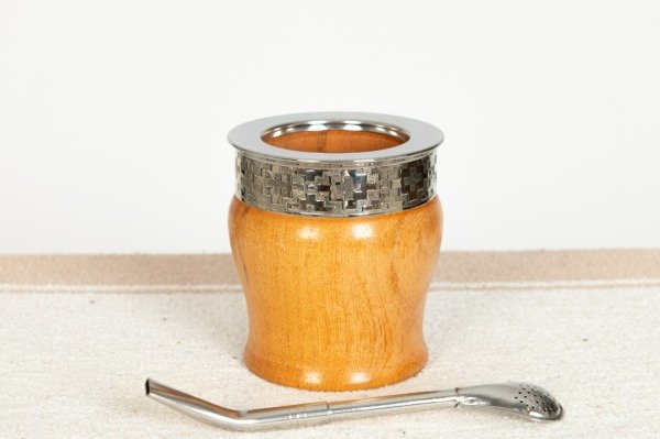 Producto - MATE IMPERIAL DE ALGARROBO GUARDA PAMPA DE ALPACA + BOMBILLA DE REGALO