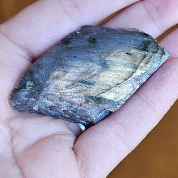 Producto - Labradorita pieza pequeña de 1 cara pulida