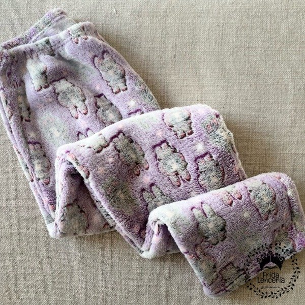 Producto - Pantalón Polar Lila Labubu