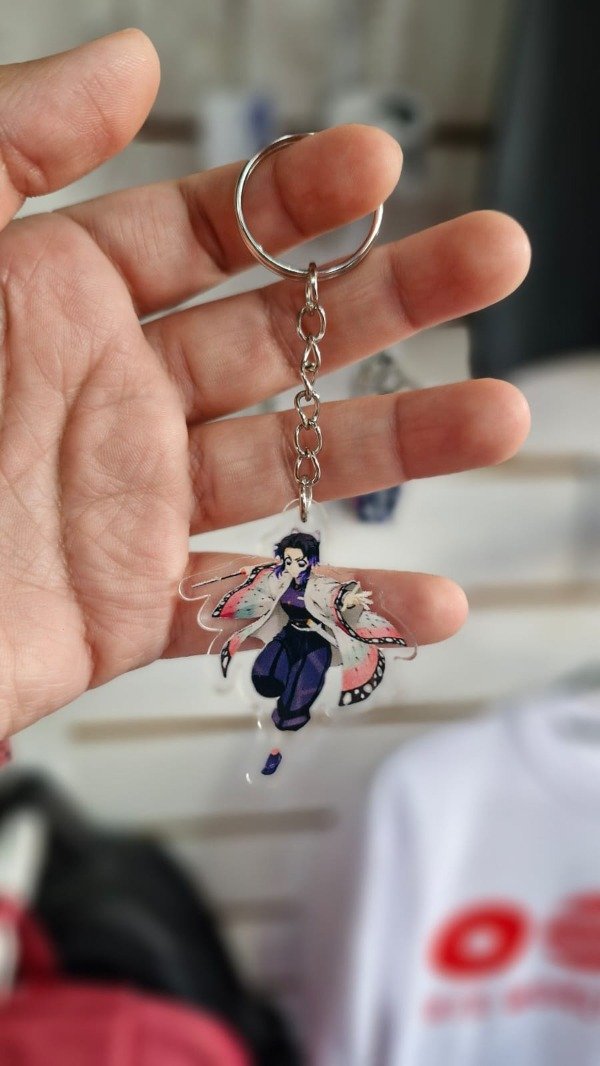 Producto - DEMON SLAYER - LLAVERO ACRÍLICO SHINOBU
