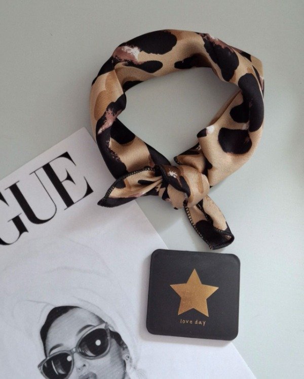 Producto - Pañuelo Gabriela