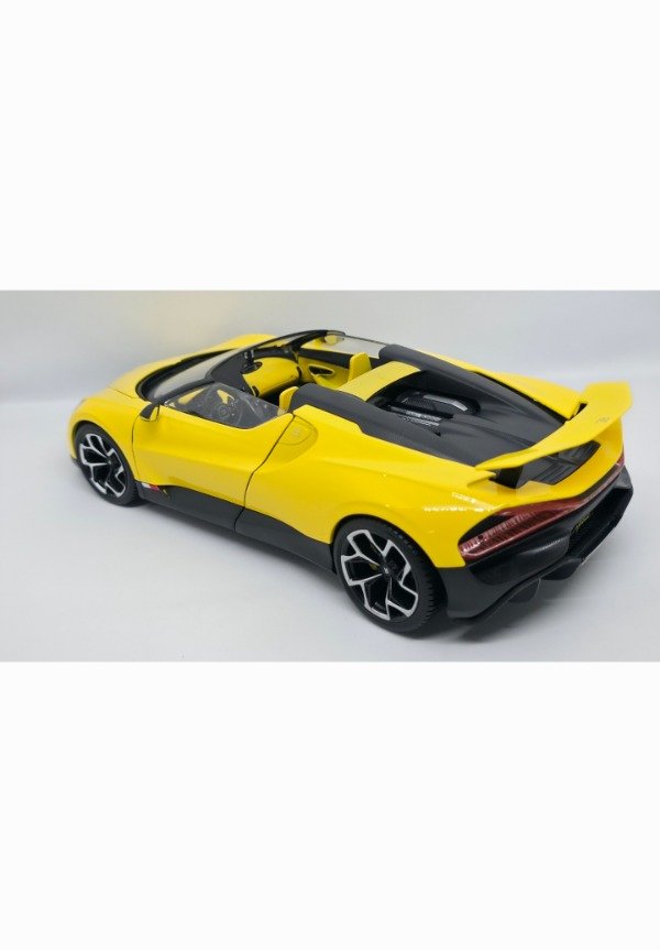 Producto - Bugatti mistral - 2