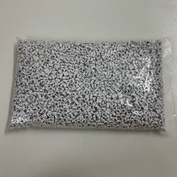 Producto - LETRAS BLANCAS CORAZÓN x500 gramos