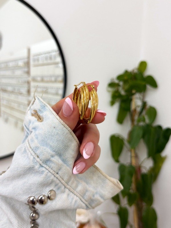 Producto - Argollitas acero dorado triple ovaladas - 1