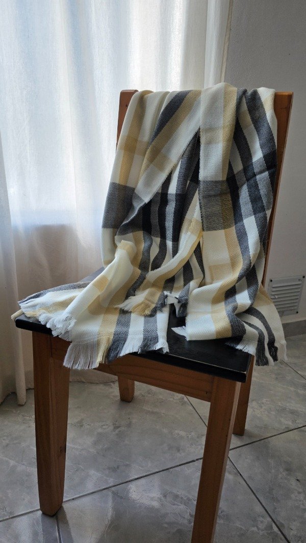Producto - Ruana Luna