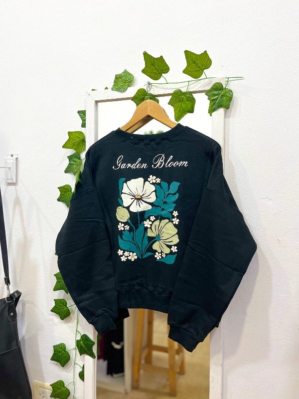 Producto - Buzo Bloom Negro