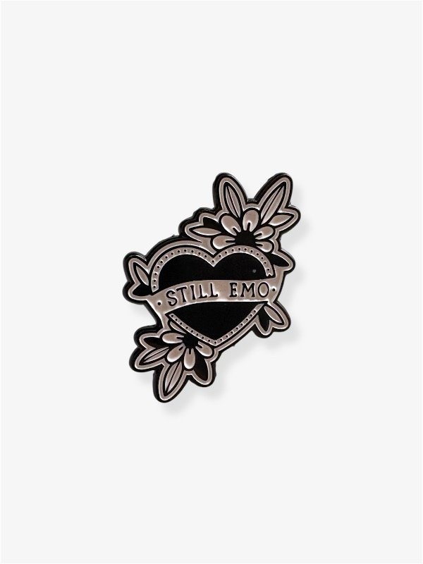 Producto - Pin Still Emo