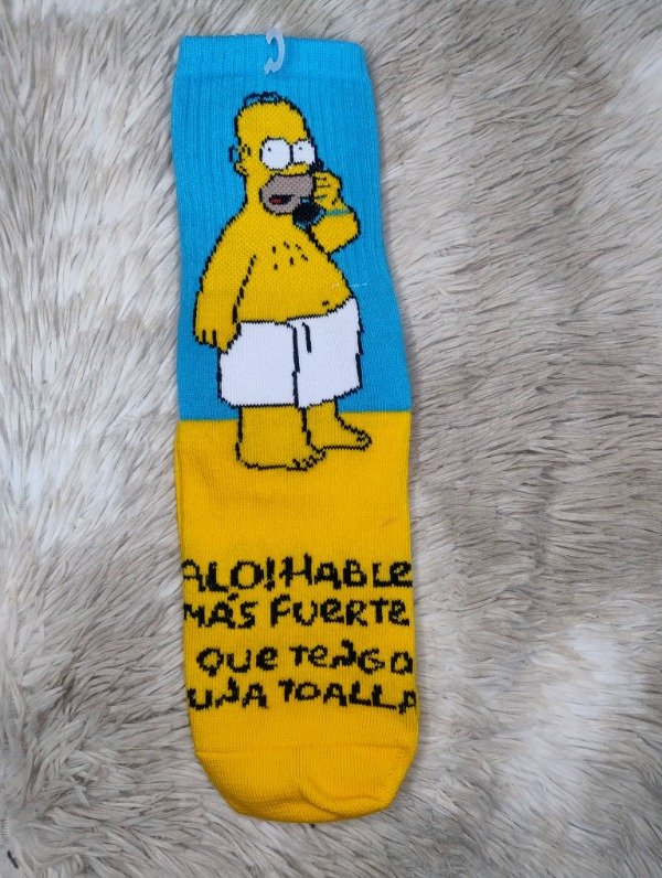 Producto - Tenis adulto Homero "hable mas fuerte que tengo una toalla"