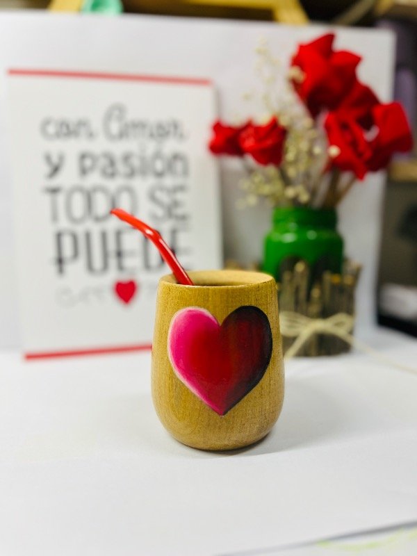 Producto - Mate corazón con sombra .