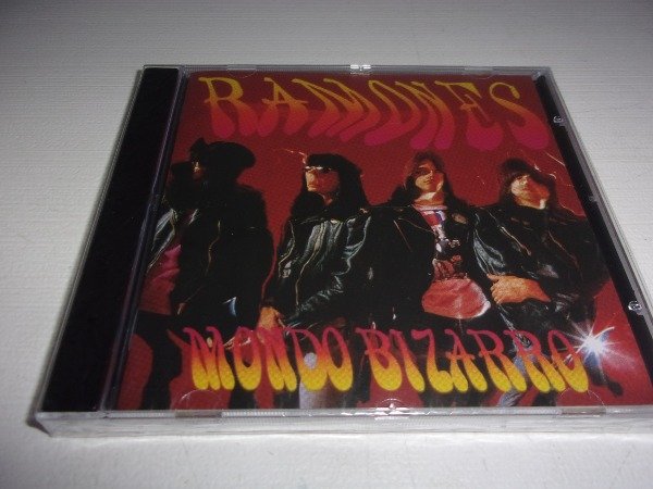Producto - CD RAMONES MONDO BIZARRO NUEVO ARG 31A