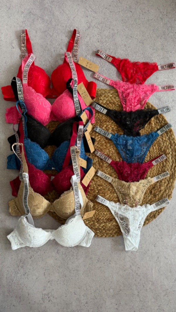Producto - CONJUNTO STRASS VS