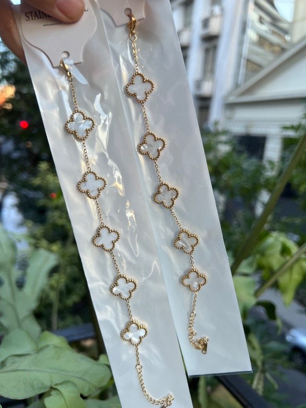 Producto - 2 pulseras acero dorado vancleff nacar