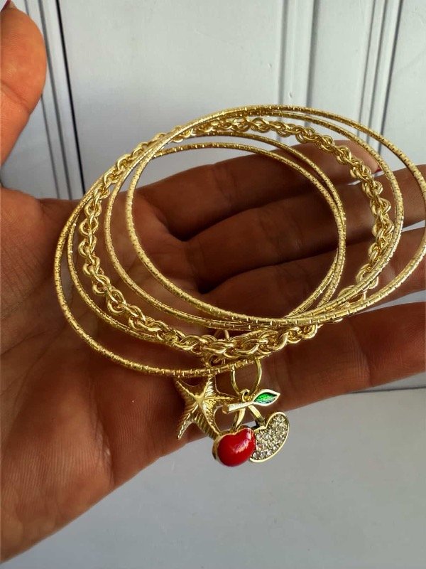 Producto - Set x5 Pulseras Cherry