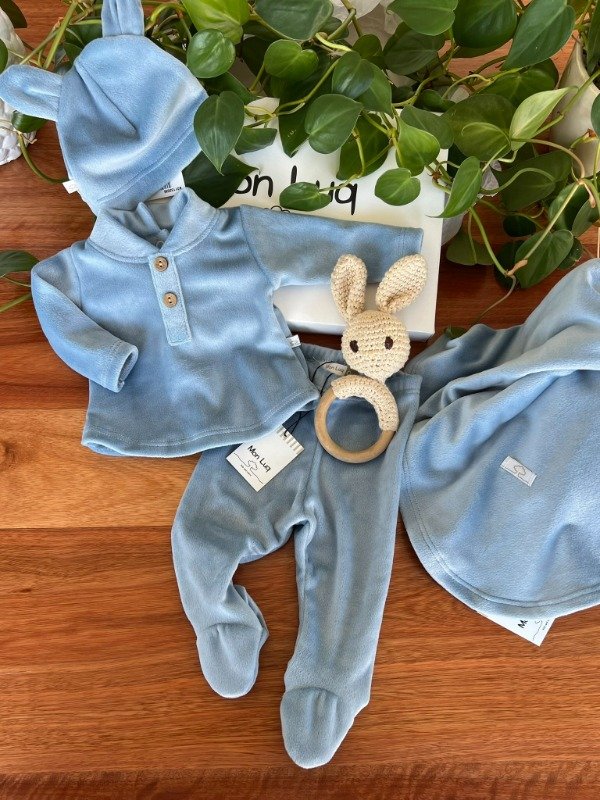 Producto - Batita, Ranita y Gorrito Plush Doble Azul